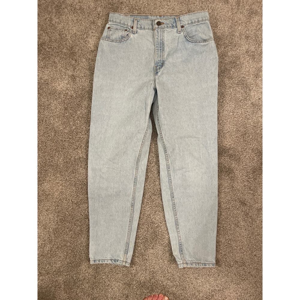 Vintage Levi's Women's High Rise Light Wash 551 Relaxed Fit,Tapered Leg,12 Short